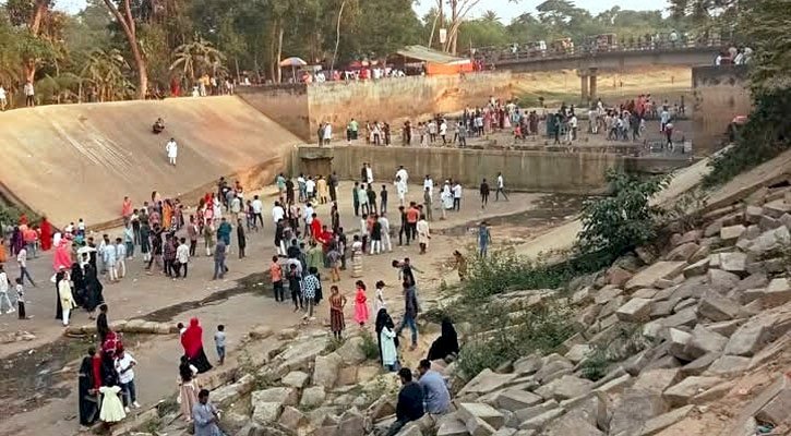 অকেজো রাবার ড্যাম যেন পর্যটন কেন্দ্র