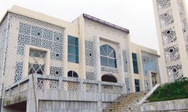 ১৬ কোটি টাকার মডেল মসজিদে ৩২ ত্রুটি