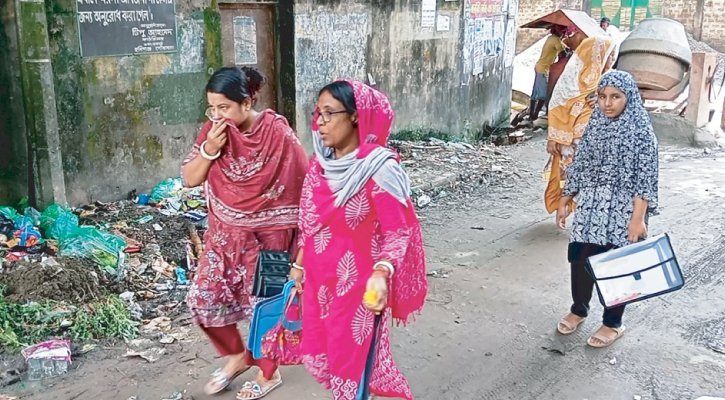 শ্যামলীতে ড্রেন নির্মাণের ধীরগতিতে জনদুর্ভোগ