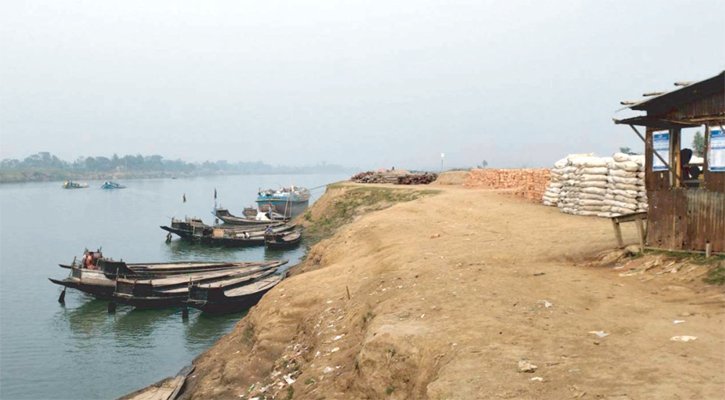 আজমিরীগঞ্জে প্রকাশ্য রূপ নিয়েছে ইয়াবা সেবন