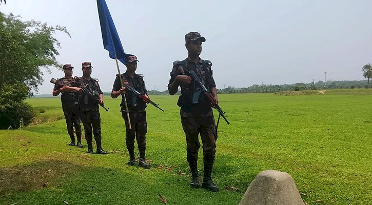 বিজিবির ৮ অভিযানে কোটি টাকার ভারতীয় পণ্য জব্দ
