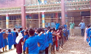 শিক্ষার্থীদের পাঠদান হবিগঞ্জে দাপ্তরিক কাজ অন্য জেলায়