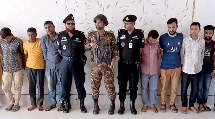 কালোবাজারে রেলের টিকেট, যাত্রীকে জরিমানা